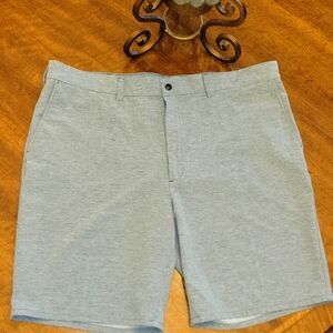 Haggar The Active Series Men's Light Gray Flat Front Shorts